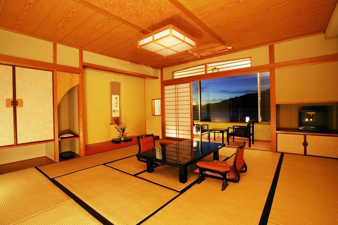 Hotel Azumaen Unzen Exteriér fotografie